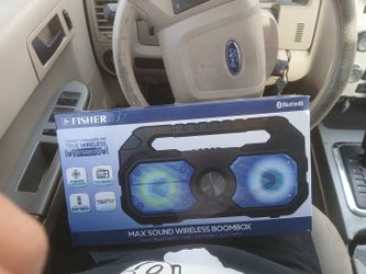 Fisher Max Sound Wireless Boombox
