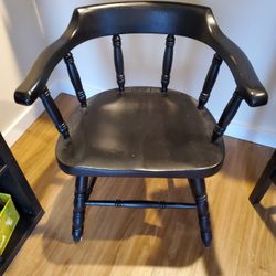Black Captain's Chair