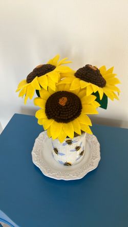 Decorative felt sunflower arrangement