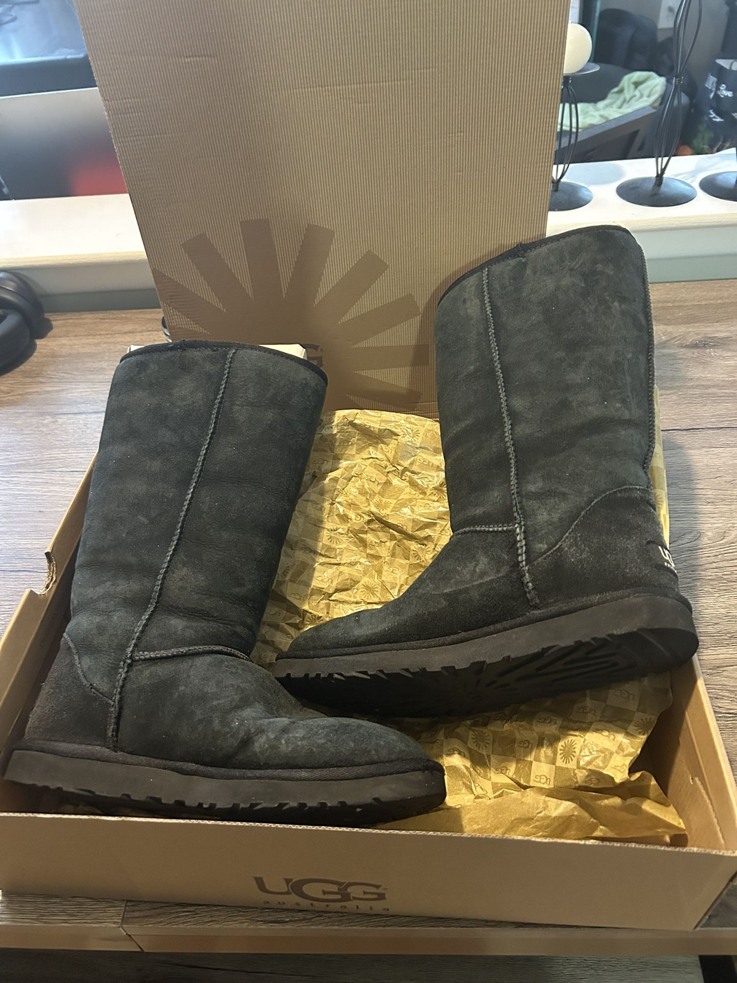 UGG Boots Classic Tall Women’s Size 8