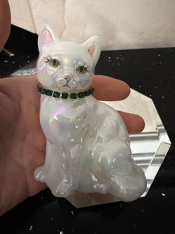 Fenton Art opalescent birthday calendar cat