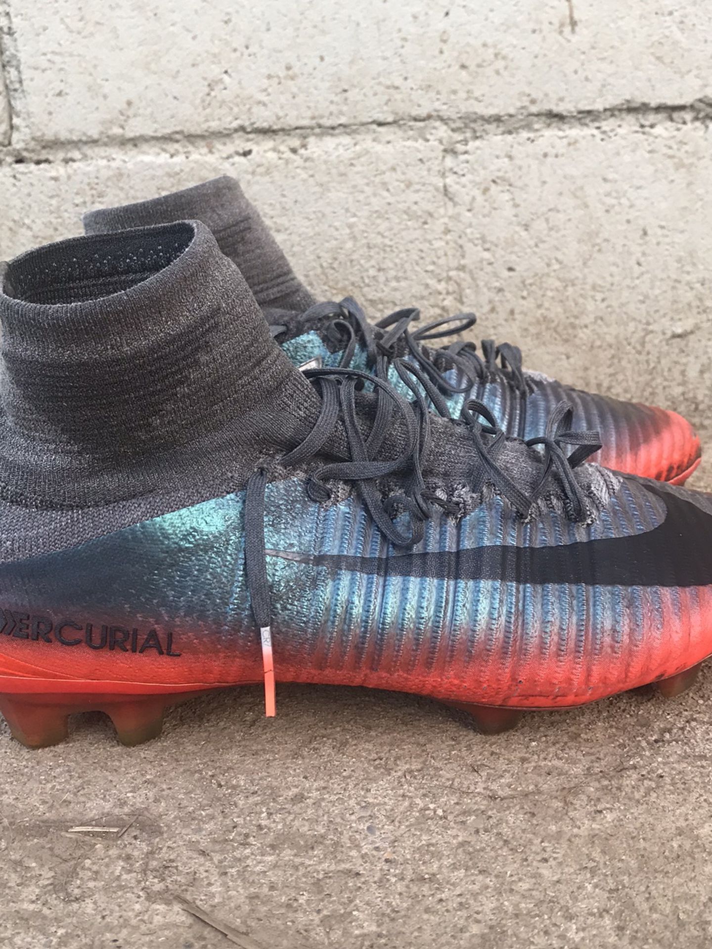 Nike Mercurial Superfly V CR7 Soccer Cleats