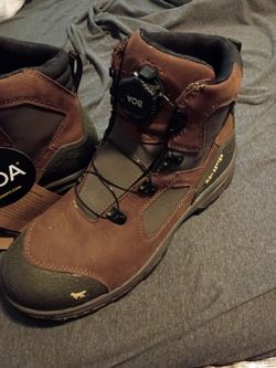 Men's work boots