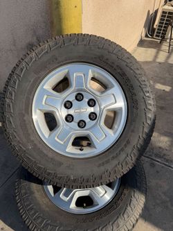 17” CHEVY GMC WHEELS AND TIRES