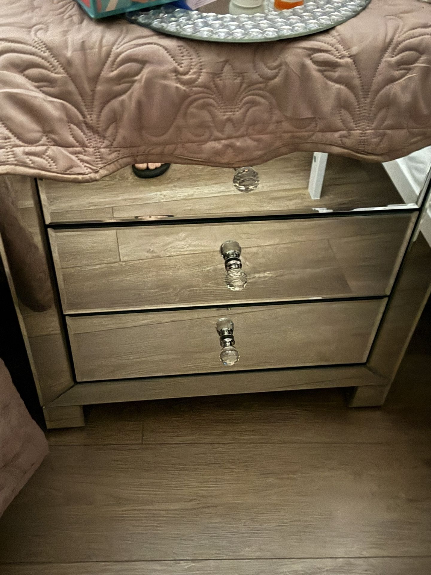 2 Mirrors Night Stands One Is Damage On The Too