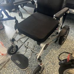 Electric Wheelchair 