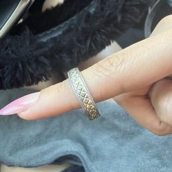 Gold silver ring , size 11 good condition just don’t wear it