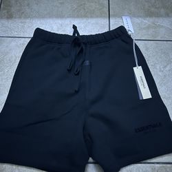 Essentials Shorts