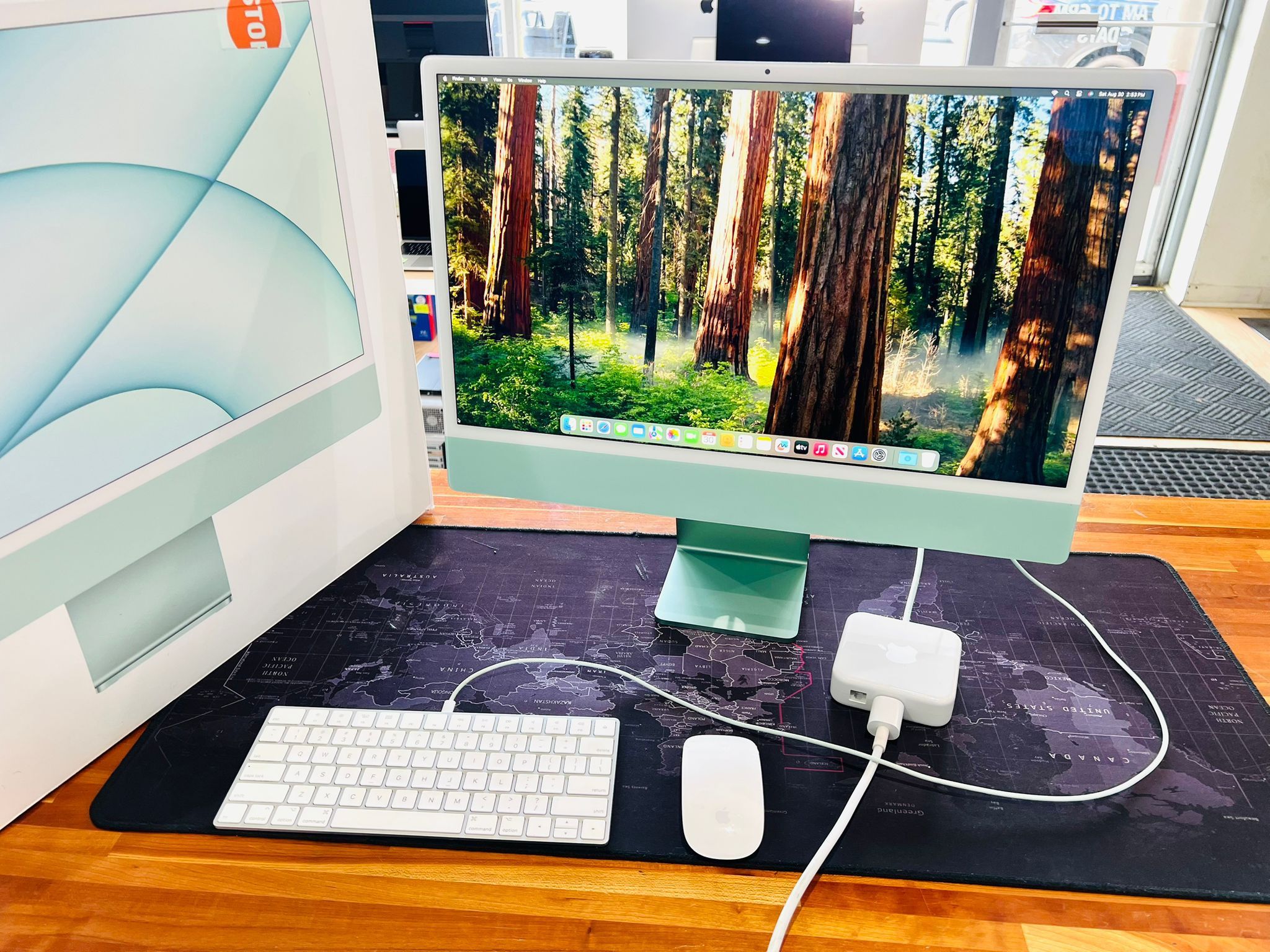 Apple iMac 24” M1 16GB 256GB Green Like New In box