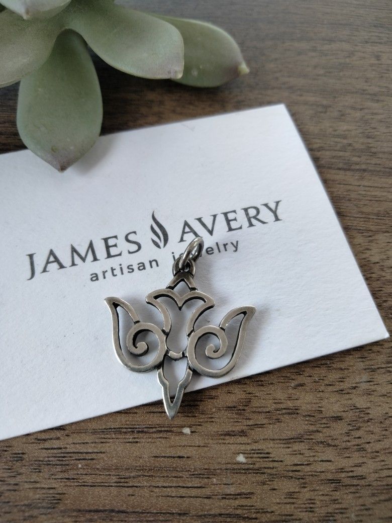 Retired James Avery Descending Dove Charm