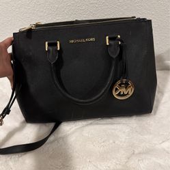 Black Michael Kors Medium Tote Bag