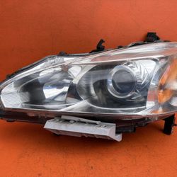 2013 2014 2015 Nissan Altima Left Driver Side Halogen Headlight OEM