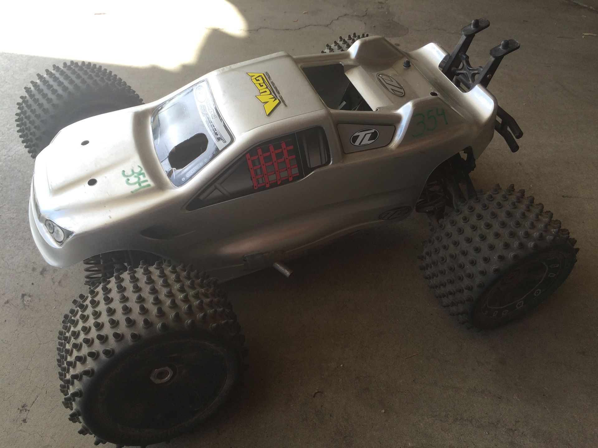 Rc losi muggy monster Truggy buggy nitro engine barely used for Sale in