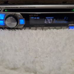 Alpine Stereo Single Din CD Player