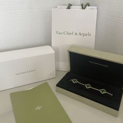 18K Yellow Gold Malachite 5 Motifs Vintage Alhambra Bracelet