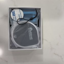 Tooth brush UV sterilizer