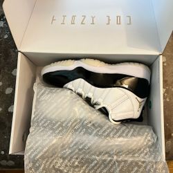 JORDAN RETRO 11