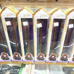 Wizarding World Harry Potter 12-inch Spellbinding Hermione Wand