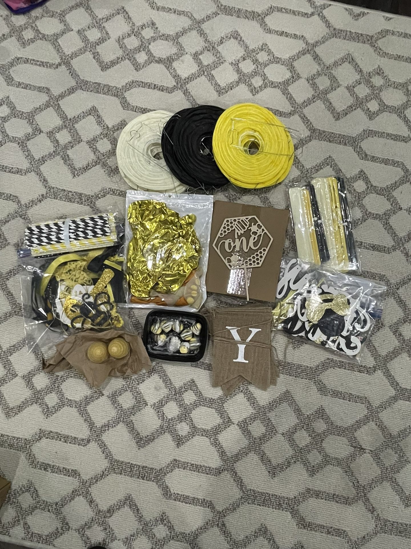 1st First birthday bee Theme Party Decorations