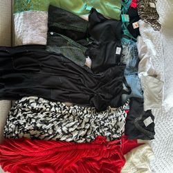 new womens clothes, sizes medium, 4,trousers size 2, 6S, 26p