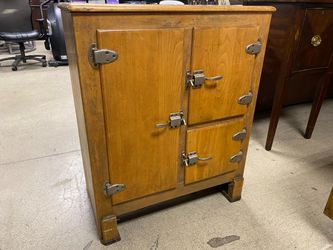 Vintage Light Brown Wooden Ice Chest