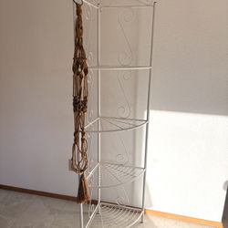 Plant Stand (Corner)