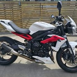 2014 Triumph Street Triple R ABS