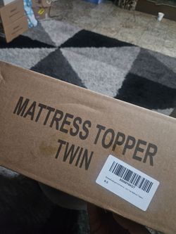Twin Mattress Topper – New in Box