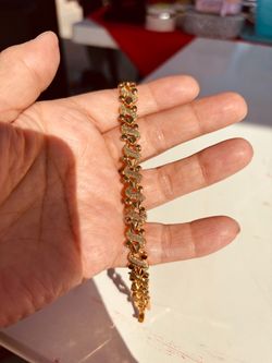Premium quality gold plated bracelet