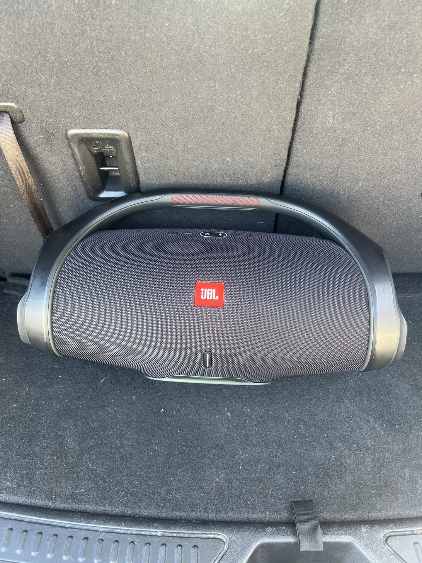 JBL Boombox2