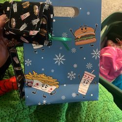 In N Out Wallet And Gift Bag