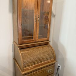 Hutch Roll Up Desk With Display Light