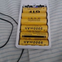 Power Bank Box And 6 Gtf 9900mah Rechargeable Batteries 