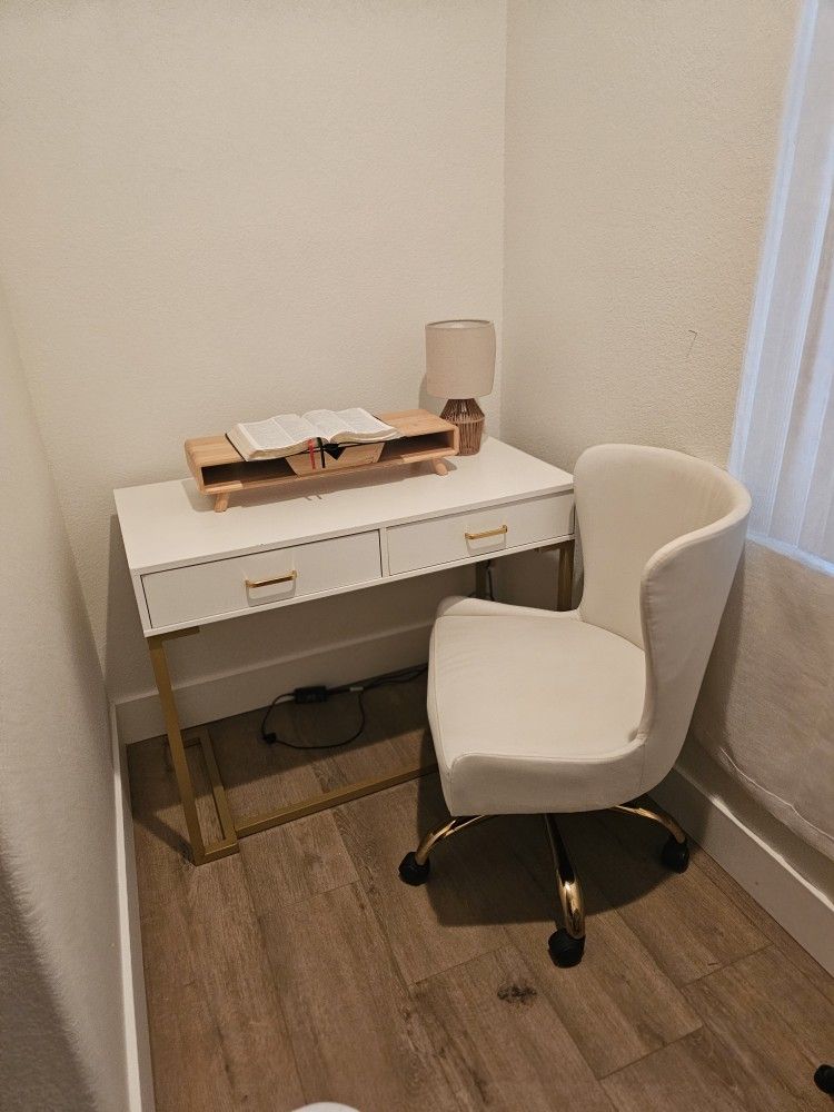 Ikea Desk With Chair 