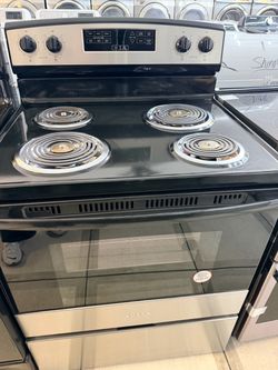 Amana New open box electric stove