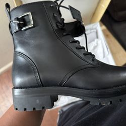 MK women’s boots 