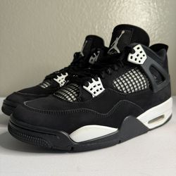 Air Jordan 4 - White Thunder- Size 8.5