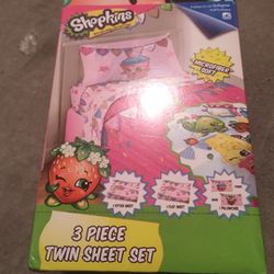 New Shopkins Bedding Two Of Them