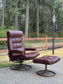 1970’s  Ekornes Stressless Leather Recliner Chair & Ottoman