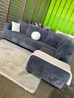 Grey couch sofa sectional (DELIVERY AVAILABLE)