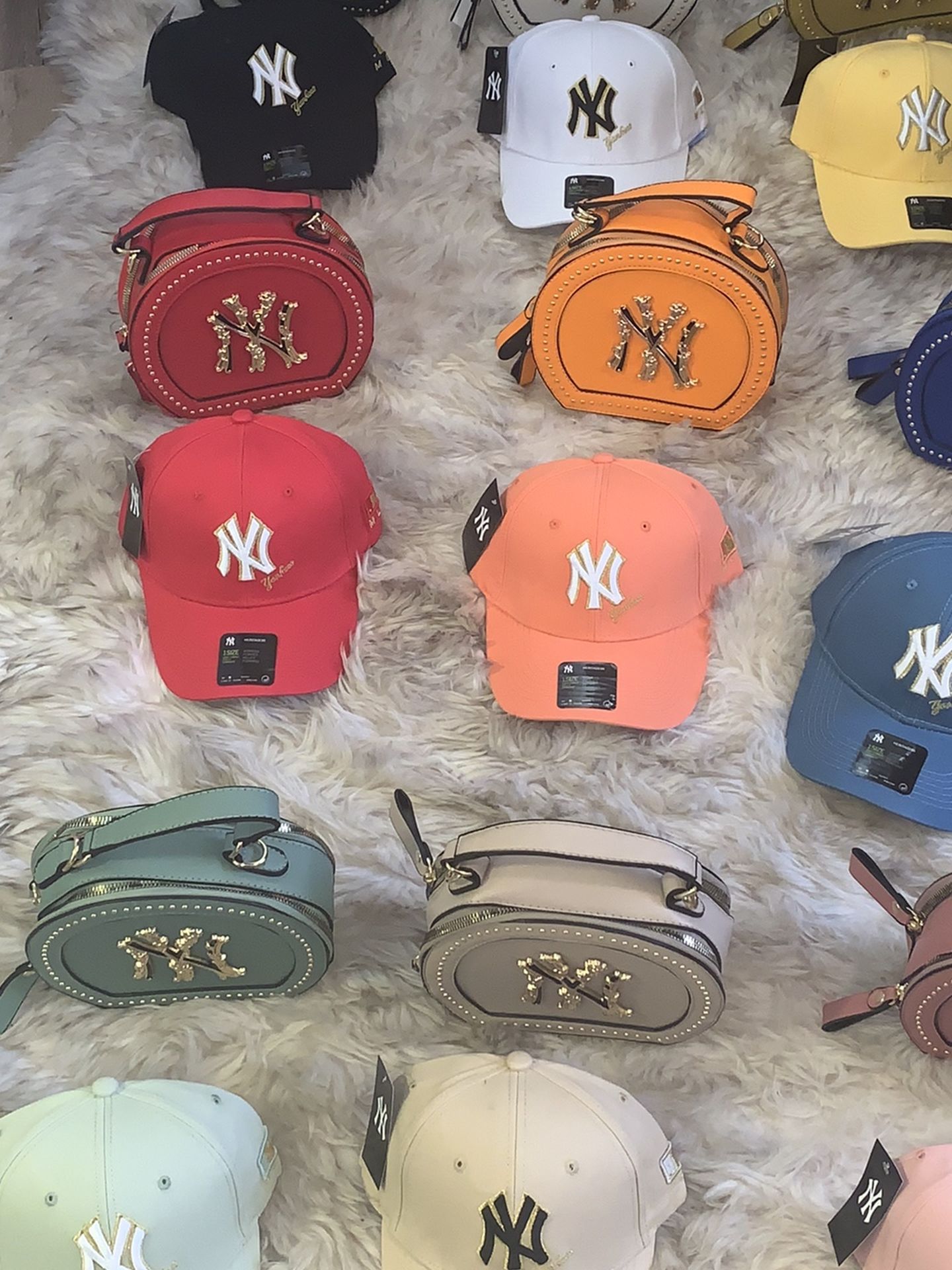 NY Hat & Purse Set