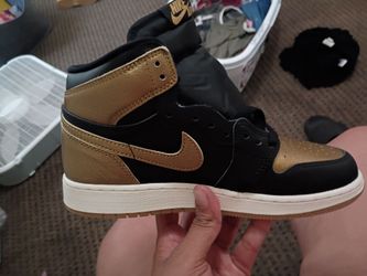 Youth shoes 5.5