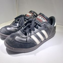 BOYS SAMBA ADIDAS SHOES