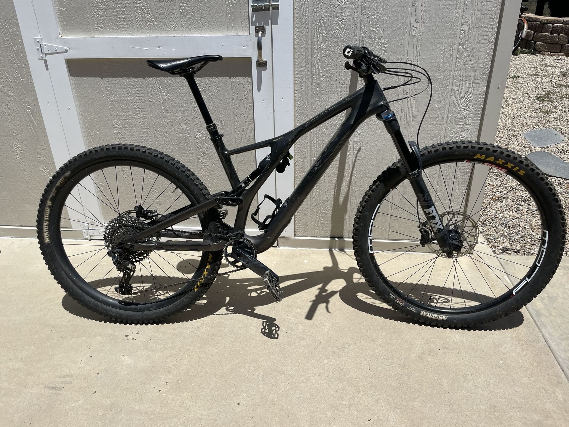 2020 Specialized Stumpjumper EVO Comp Carbon