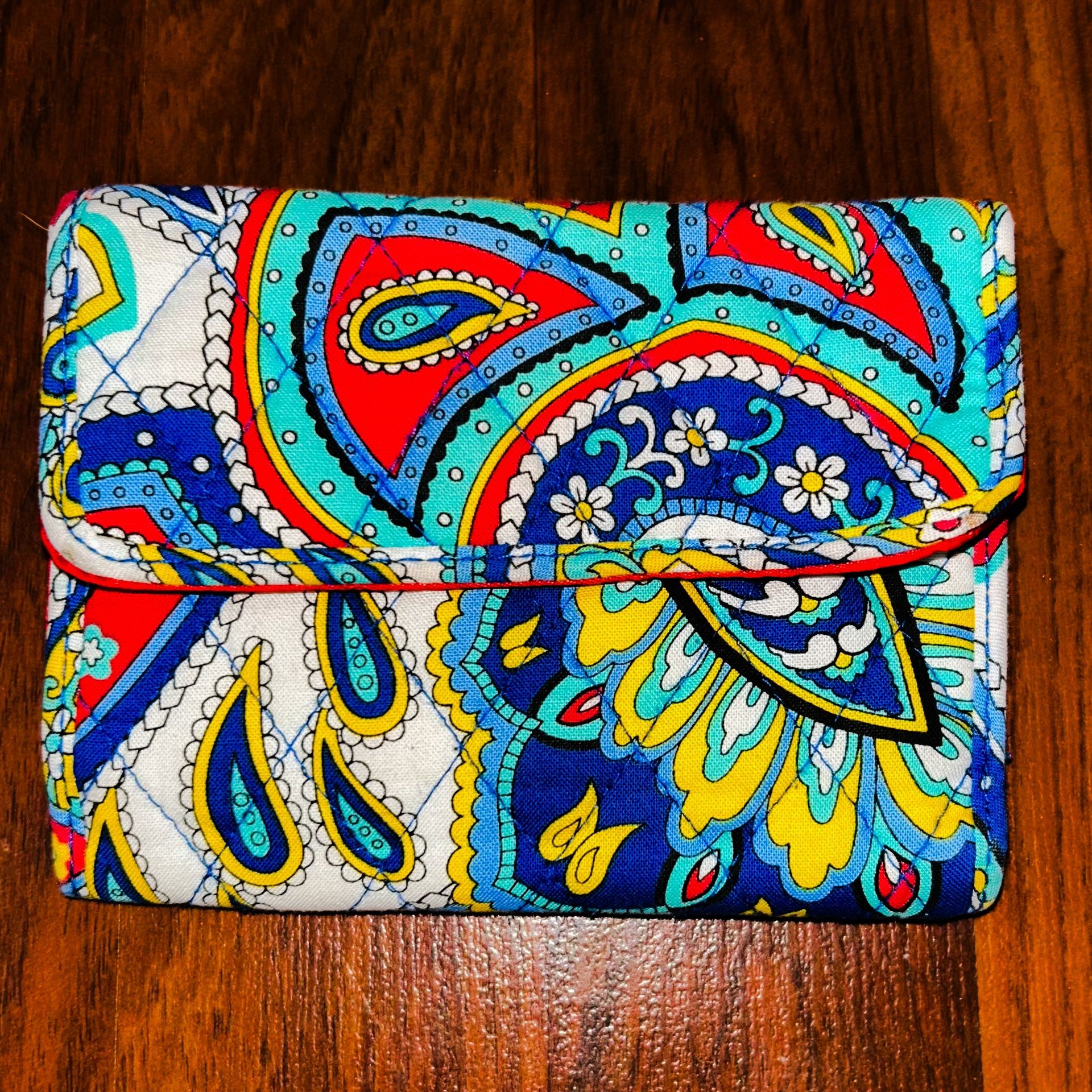 Vera Bradley Marina Paisley Euro Tri Fold Wallet
