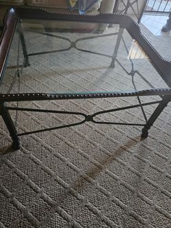 Decorative glass top coffee table set