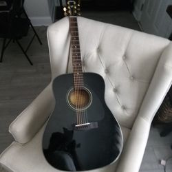 Acoustic Guitar (Black)