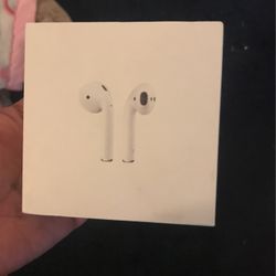 Apple AirPods  (2 Gen)