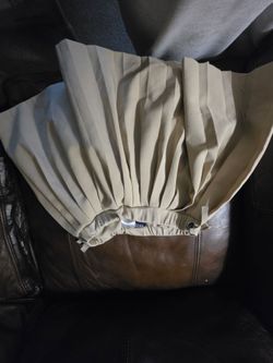 girls school uniform