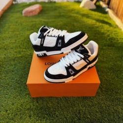 Lv Trainers 